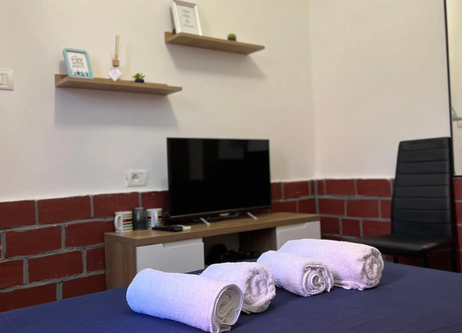 Tiny Cute Studio Near The City Center - 5 Min Walk Tirana 0*,  Albania