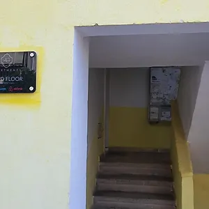 https://center-apartment-1001.hotels-in-tirana.com